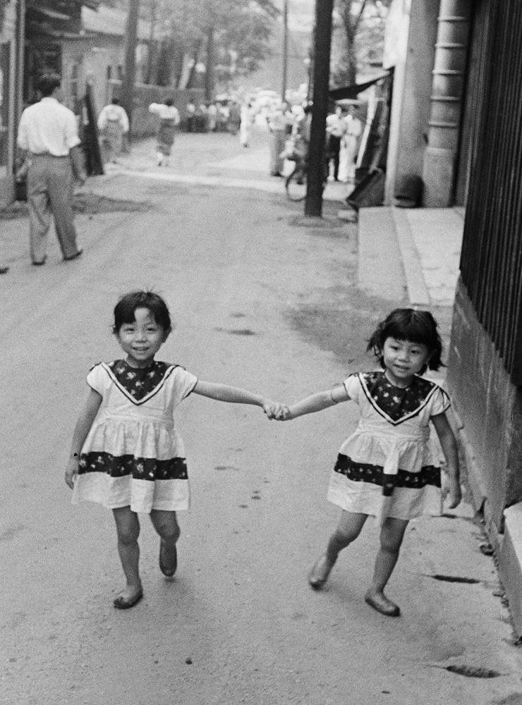 한영수, 서울 명동 Myeongdong, Seoul, Korea, 1960, 