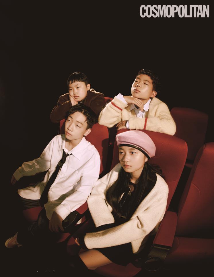 (왼쪽부터 시계방향으로) 김담호, 박승준, 박효은, 강지석