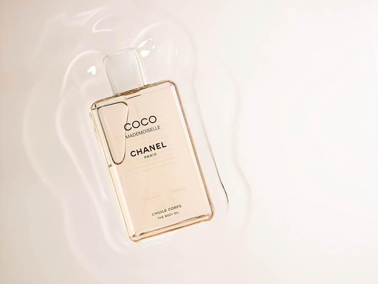 Chanel 코코 마드모아젤 바디 오일 200ml 12만원.