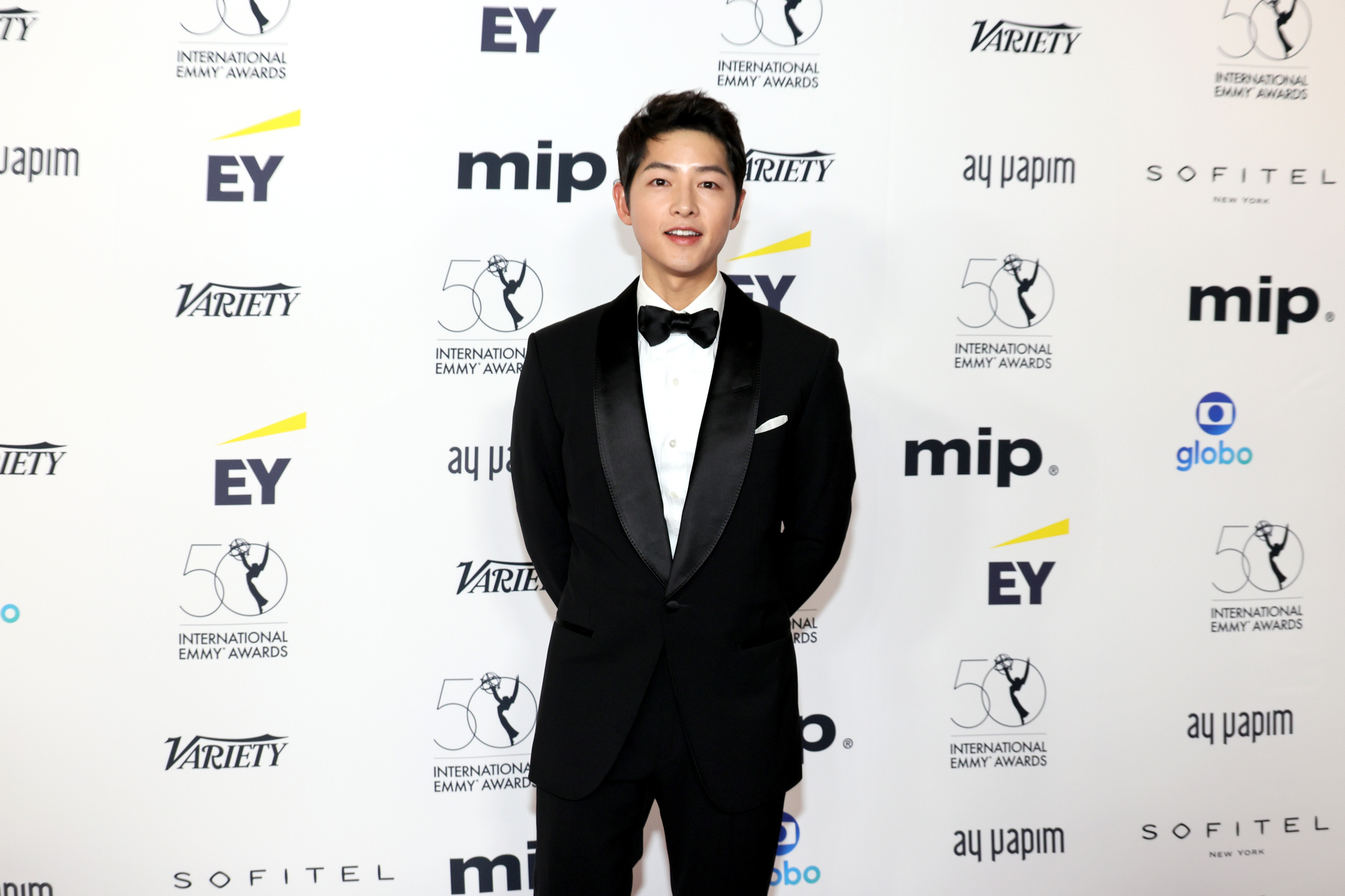 NEW YORK, NEW YORK - NOVEMBER 21: Song Joong-Ki attends the 50th International Emmy Awards at New York Hilton Midtown on November 21, 2022 in New York City. (Photo by Dia Dipasupil/Getty Images)