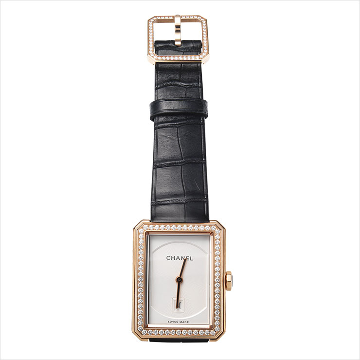 18K 베이지골드 케이스에 64개의 브릴리언트 컷 다이아몬드가 세팅된 워치는 가격 미정, Chanel Watches & Fine Jewelry.