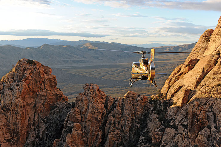 브런치가 포함된 선댄스 헬리콥터스의 헬기 투어는 1인당 445달러. 