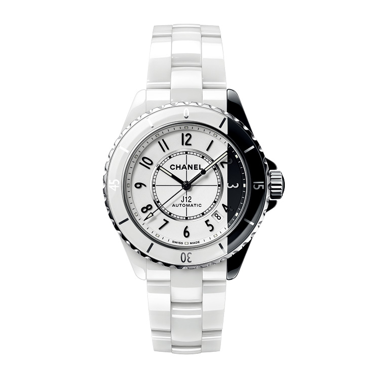 투 톤의 세라믹을 사용한 J12 패러독스 워치는 가격 미정, Chanel Watches. 