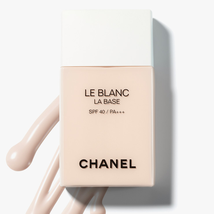 Chanel 르 블랑 브라이트닝 메이크업 베이스, 로제 7만4천원.
