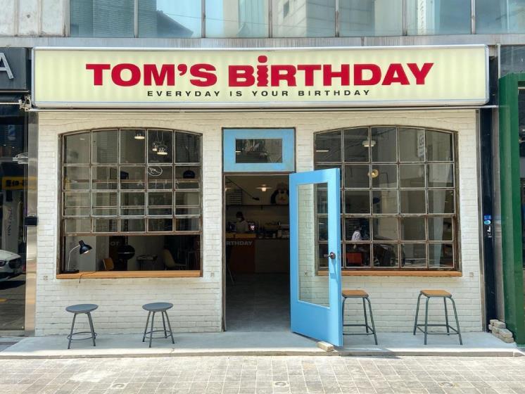 @toms_birthday