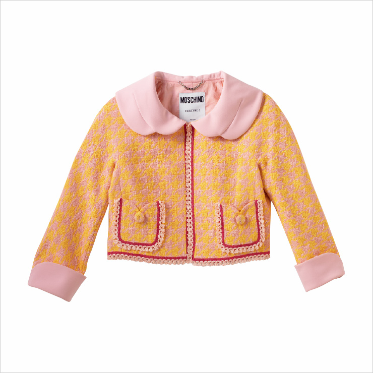 발랄한 색감의 하운즈투스 체크 재킷은 1백75만원, Moschino.