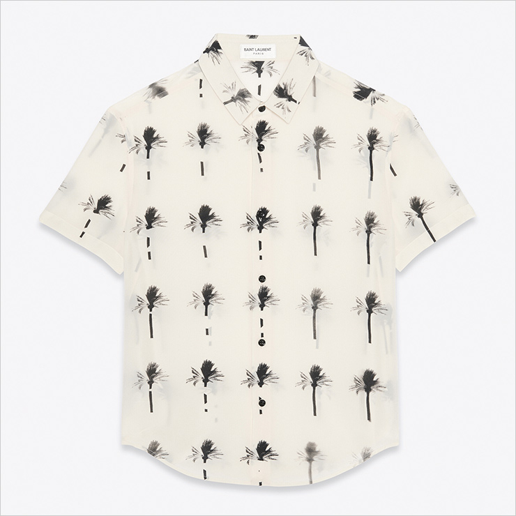 가볍고 시원한 하와이언 셔츠는 1백8만원대, Saint Laurent by Anthony Vaccrello. 