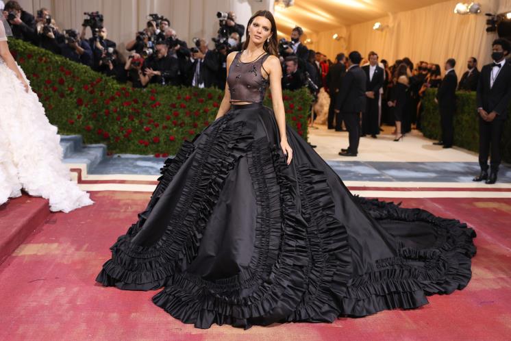 NEW YORK, NEW YORK - MAY 02: (Editor's Note: Image contains nudity) Kendall Jenner attends The 2022 Met Gala Celebrating ″In America: An Anthology of Fashion″ at The Metropolitan Museum of Art on May 02, 2022 in New York City. (Photo by John Shearer/Getty Images)