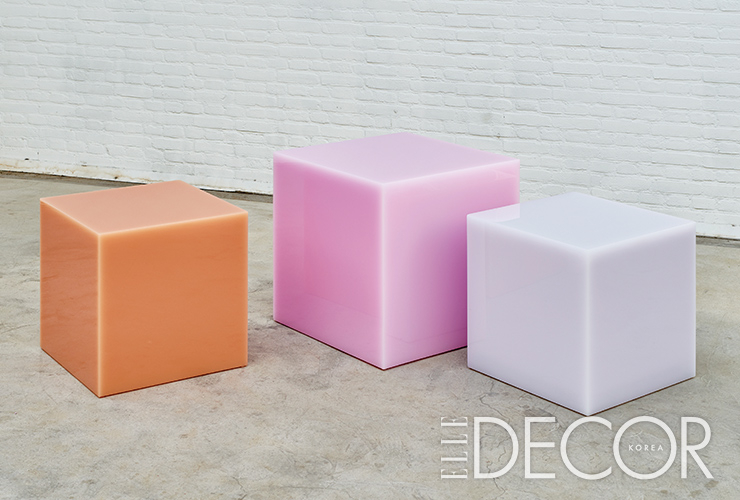 사빈 마르셀리스의 대표작 캔디 큐브(Candy Cubes)는 그녀의 이름을 세상에 알리는 계기가 됐다.